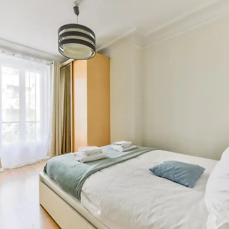 Quiet & Refurbished 1br Parisian Retreat-paris 16 Apartamento *