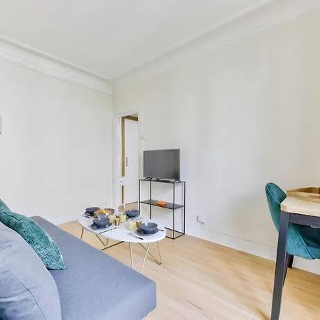 Quiet & Refurbished 1br Parisian Retreat-paris 16 Apartment Paris