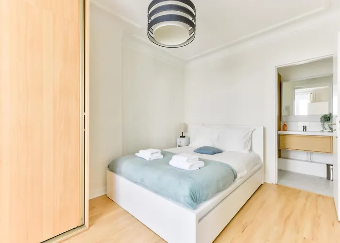 Quiet & Refurbished 1br Parisian Retreat-paris 16 * Paris